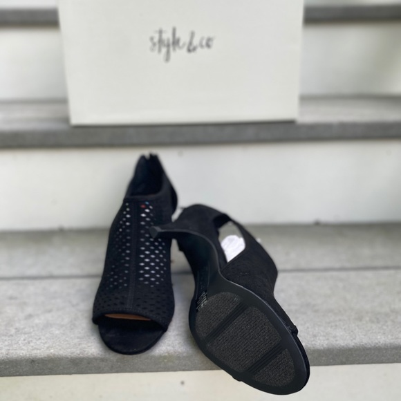 Style & Co Sandal - Picture 6 of 6